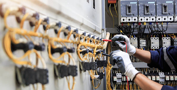 Professional Electrician technician working in Eagleton Village, TN